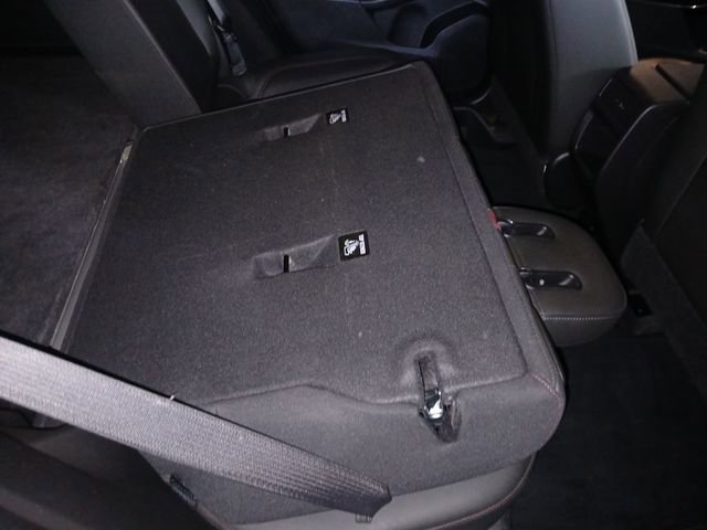 Used 2025 Chevrolet Trax RS w/ Sunroof Package FWD image 42