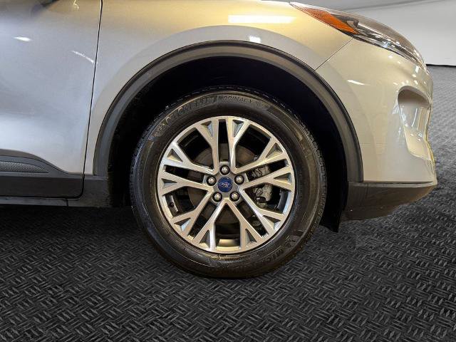 Certified 2022 Ford Escape SEL w/ Technology Package AWD/4WD image 11