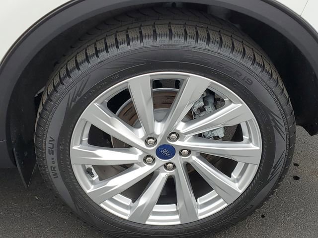 Certified 2021 Ford Escape Titanium w/ Titanium Elite Package AWD/4WD image 6