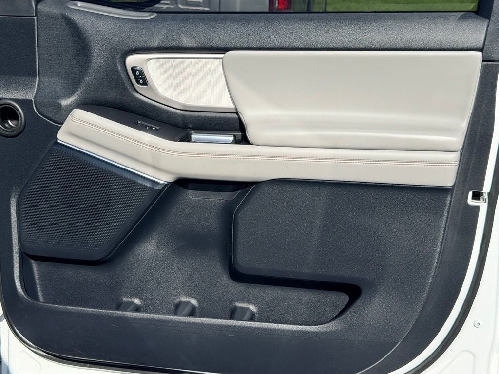 Certified 2025 Ford Expedition Max Active RWD image 11