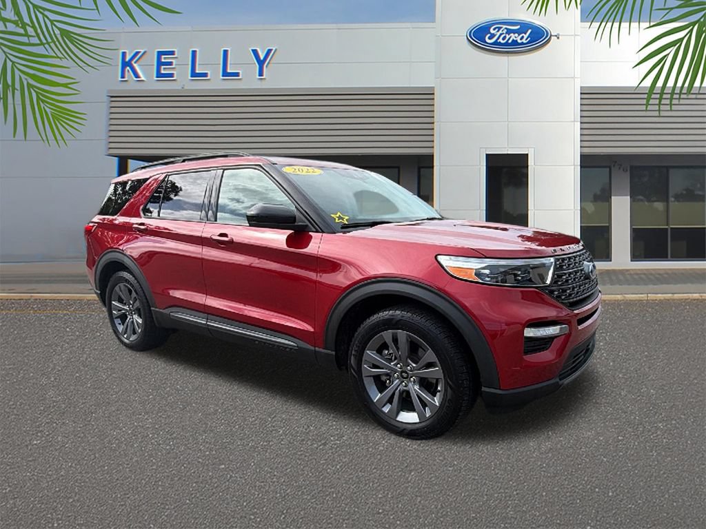 Certified 2022 Ford Explorer XLT w/ Equipment Group 202A RWD image 7