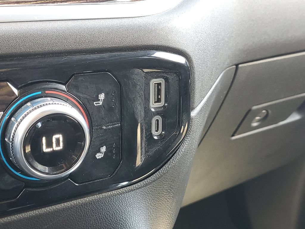 Used 2025 GMC Sierra 1500 Elevation w/ Preferred Package AWD/4WD image 33