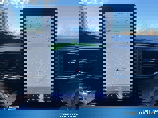 Certified 2022 Ford Explorer Platinum w/ Equipment Group 601A image 33