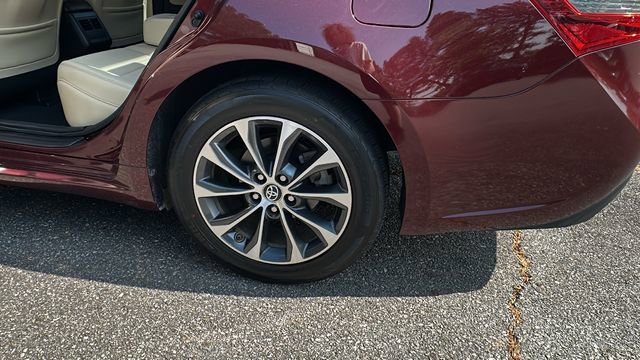 Used 2017 Toyota Avalon XLE Plus FWD image 19