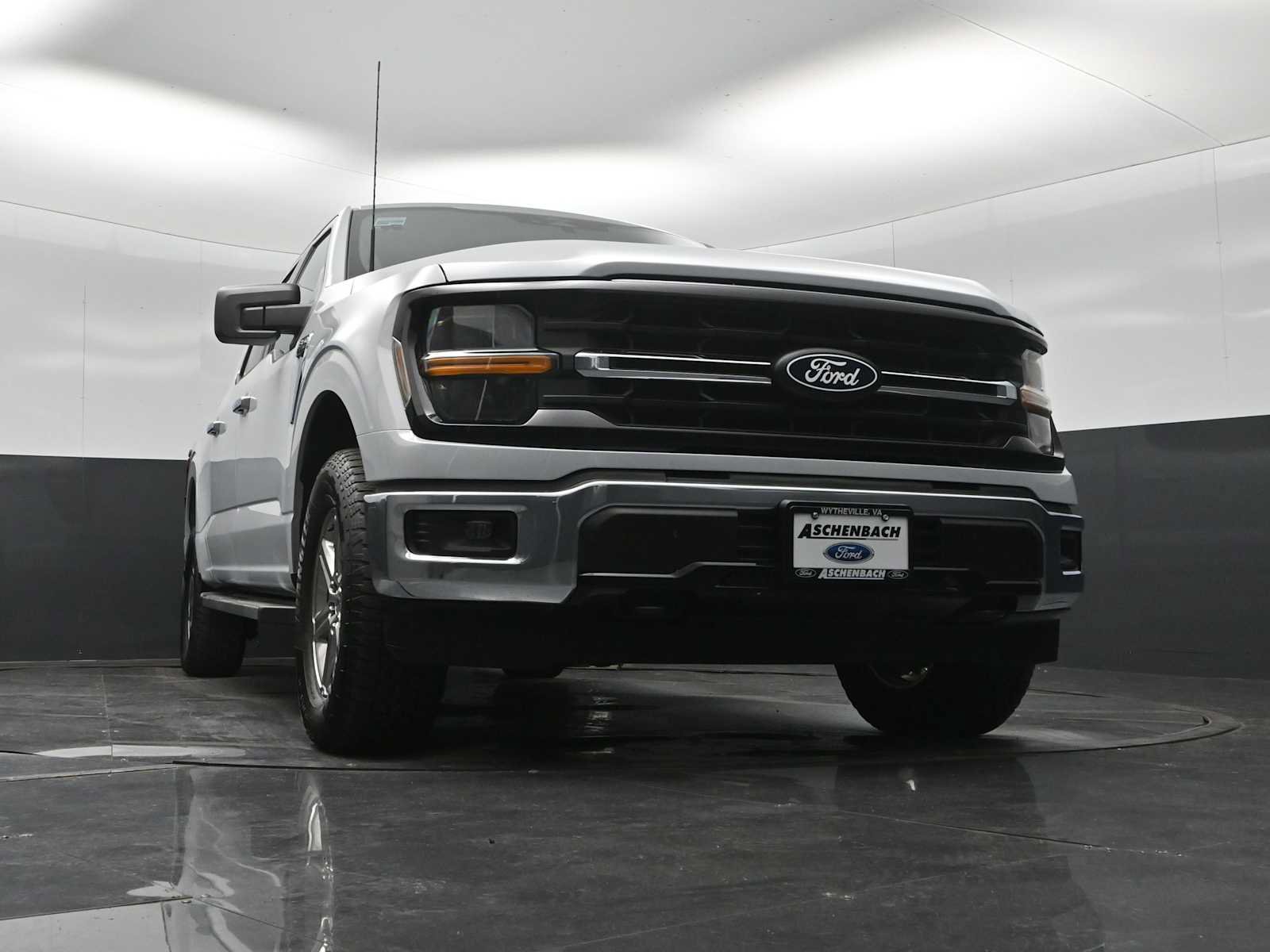 Certified 2025 Ford F150 XLT w/ Equipment Group 301A Standard AWD/4WD image 46