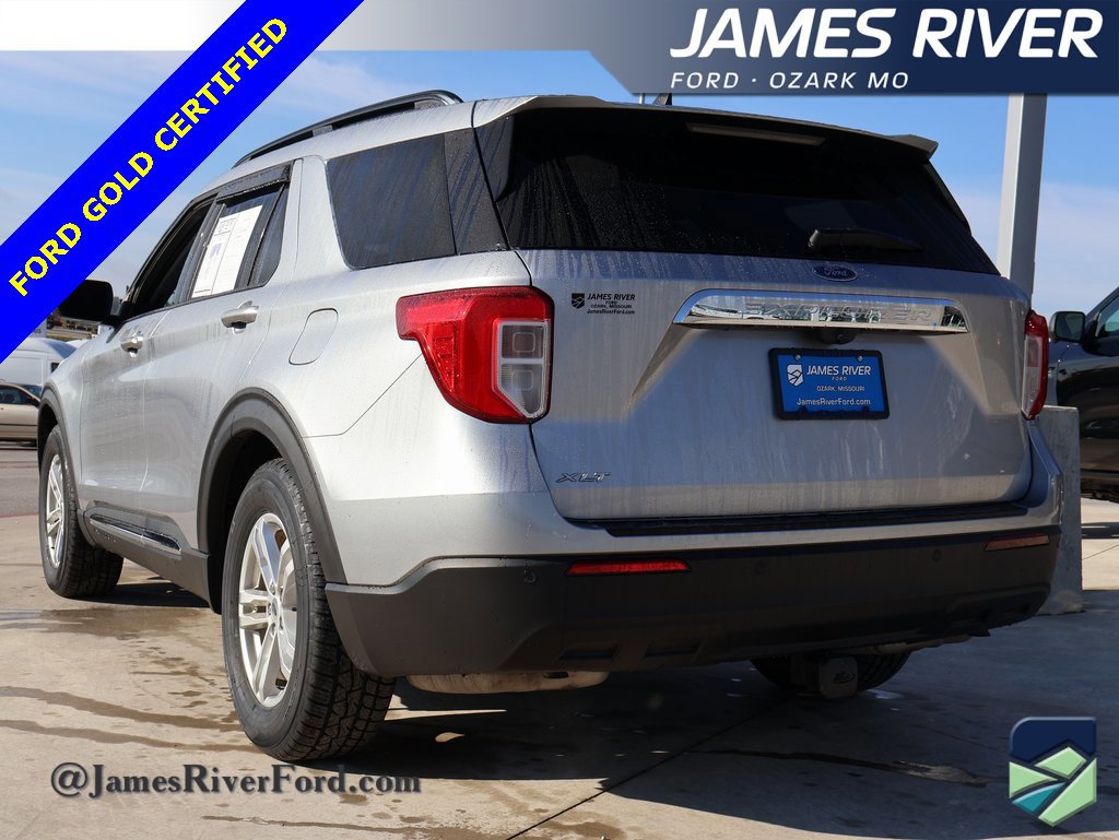 Certified 2022 Ford Explorer XLT image 3
