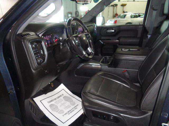 Used 2019 Chevrolet Silverado 1500 LTZ w/ LTZ Premium Package AWD/4WD image 14