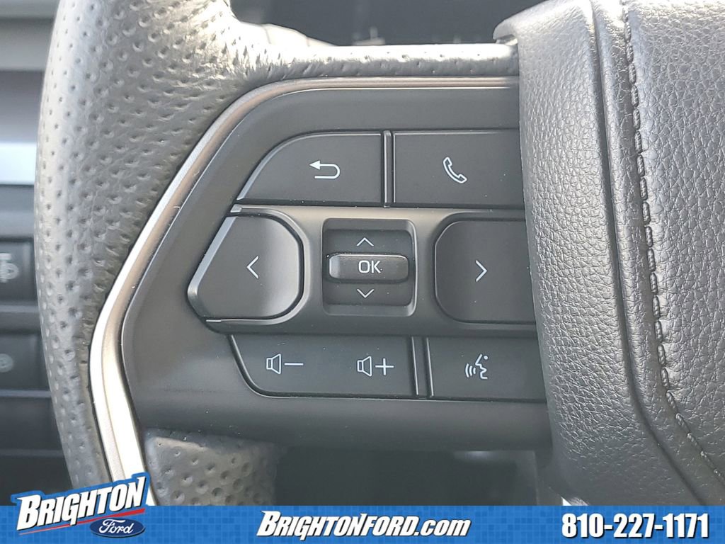 Used 2025 Toyota Tacoma TRD Sport image 17