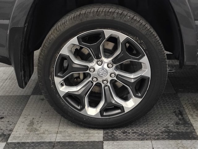 Used 2022 RAM 1500 Limited w/ Body Color Bumper Group AWD/4WD image 15