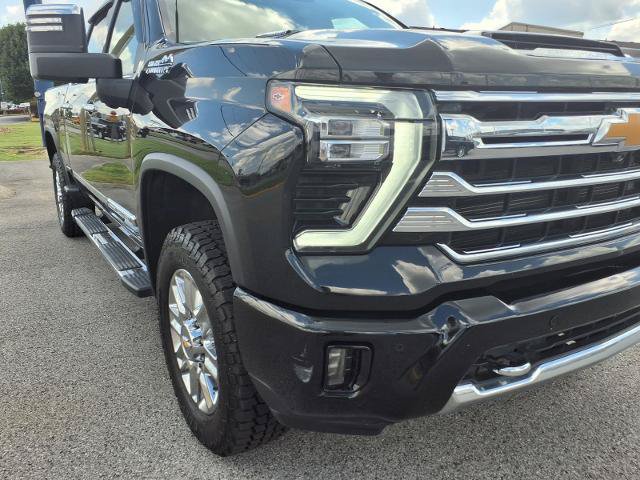 Used 2024 Chevrolet Silverado 2500 High Country w/ High Country Premium Package AWD/4WD image 25