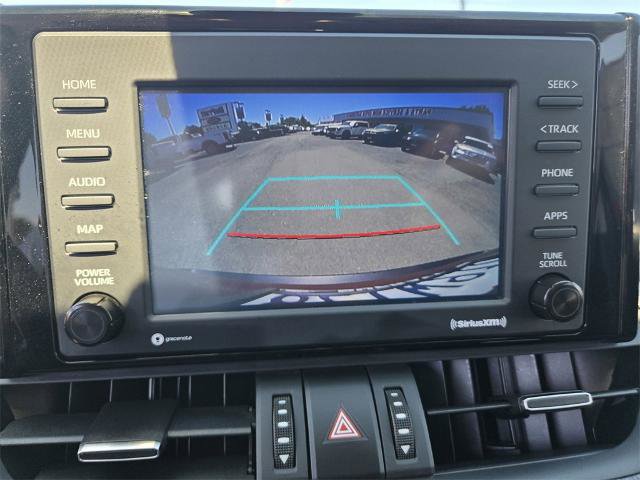 Used 2022 Toyota RAV4 XLE Premium image 19