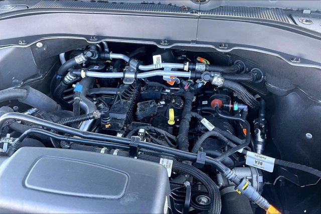 Certified 2023 Ford Explorer XLT w/ Equipment Group 202A RWD image 33