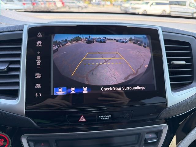 Used 2018 Honda Pilot Touring image 21