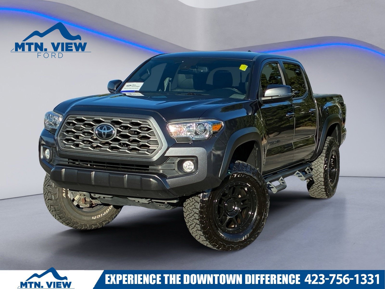 Used 2020 Toyota Tacoma TRD Off-Road AWD/4WD image 1