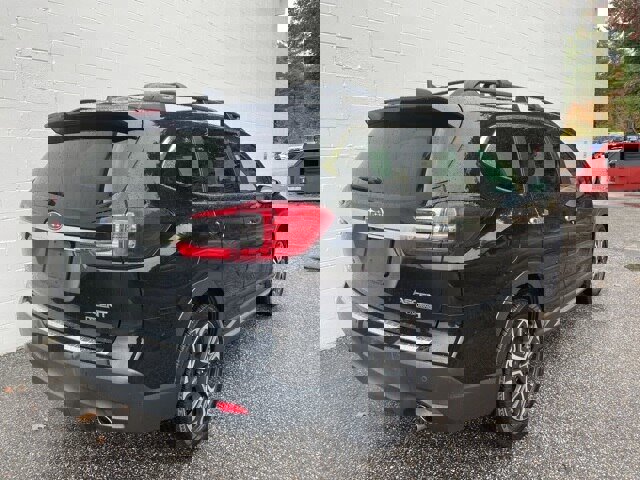 Used 2023 Subaru Ascent Touring image 7