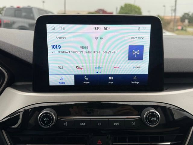 Certified 2022 Ford Escape SE w/ Cold Weather Package AWD/4WD image 22