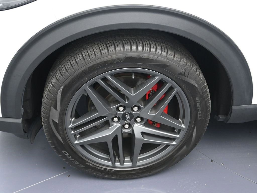 Certified 2025 Ford Explorer ST-Line w/ Premium Package image 24