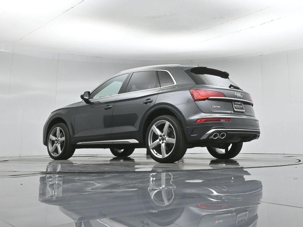 Used 2021 Audi SQ5 Premium w/ Convenience Package image 19