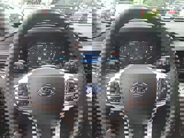 Certified 2022 Ford Explorer XLT w/ Equipment Group 202A image 20