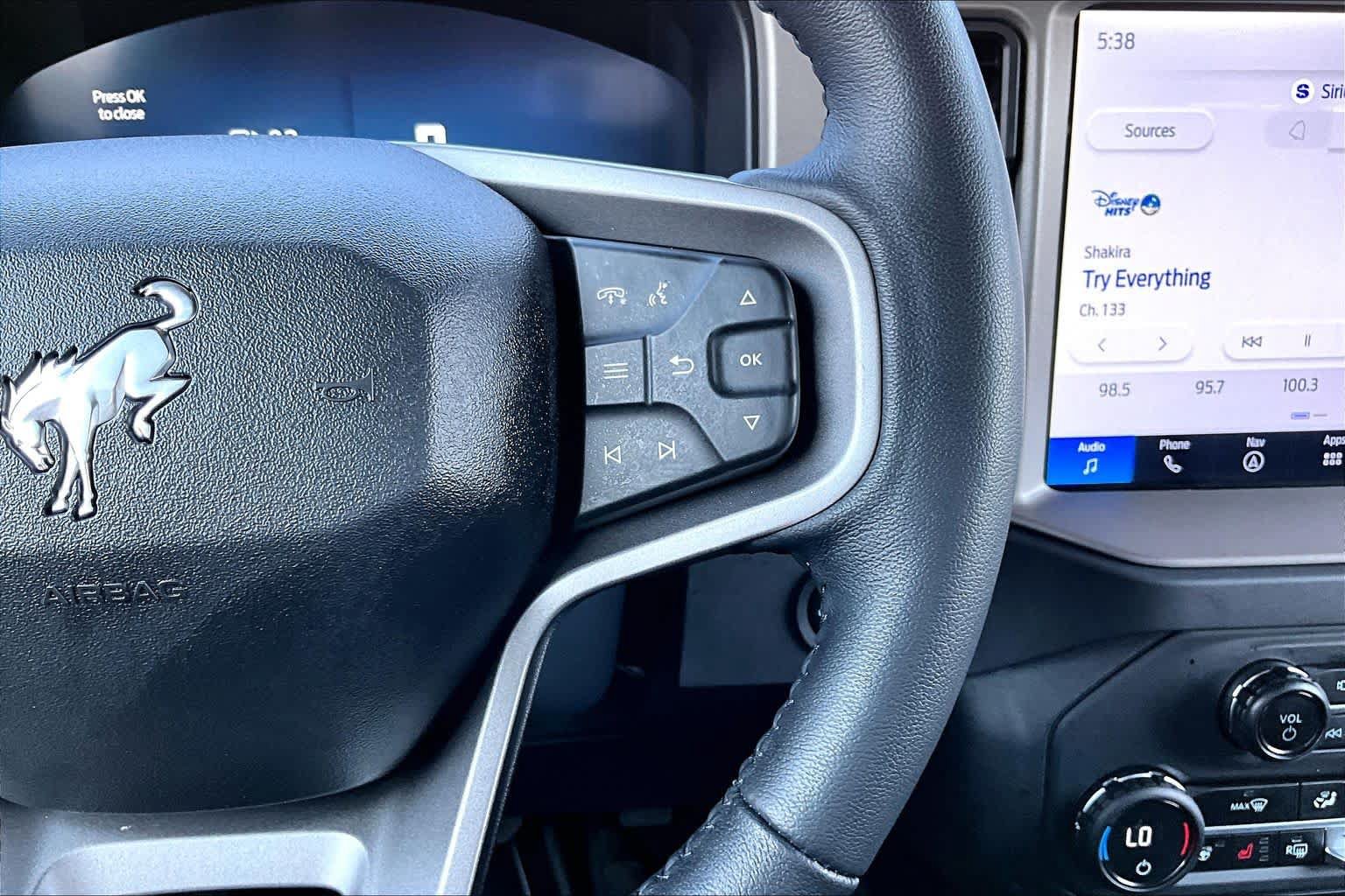 Certified 2025 Ford Bronco Outer Banks AWD/4WD image 25