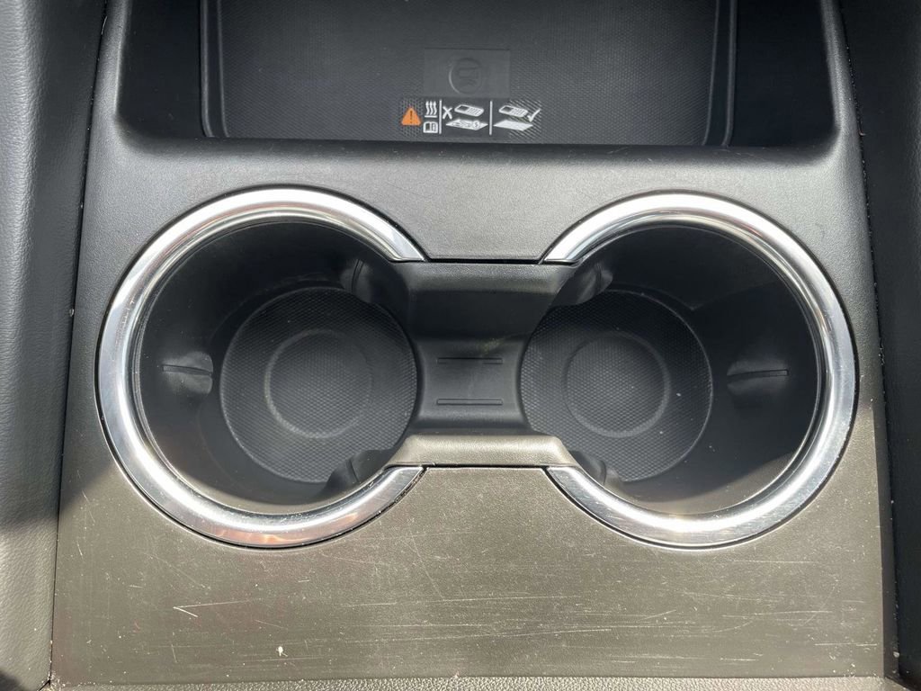 Used 2023 Chevrolet Suburban Z71 w/ Luxury Package image 18