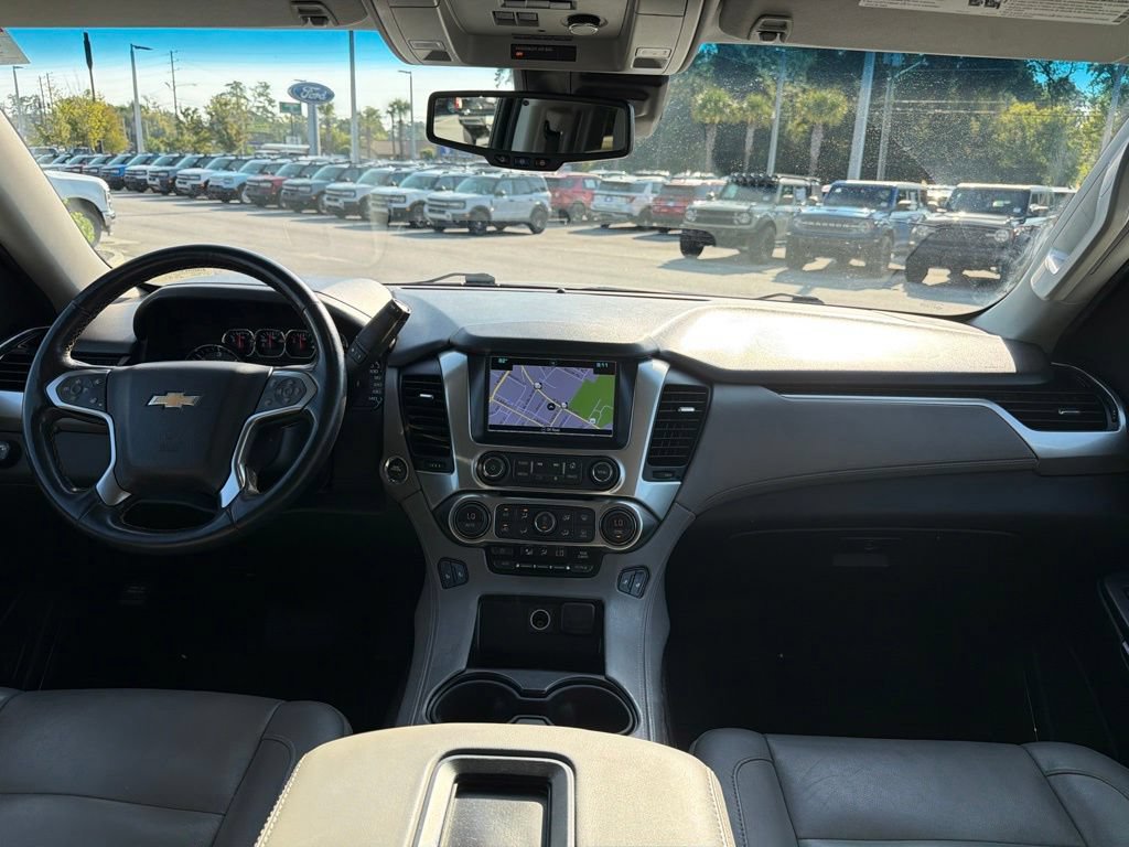 Used 2019 Chevrolet Suburban LT RWD image 19