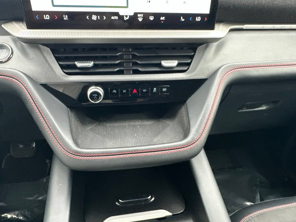 Certified 2025 Ford Explorer ST-Line w/ ST-Line Street Pack AWD/4WD image 43