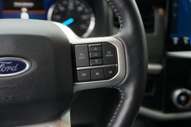 Certified 2023 Ford Expedition XLT image 25