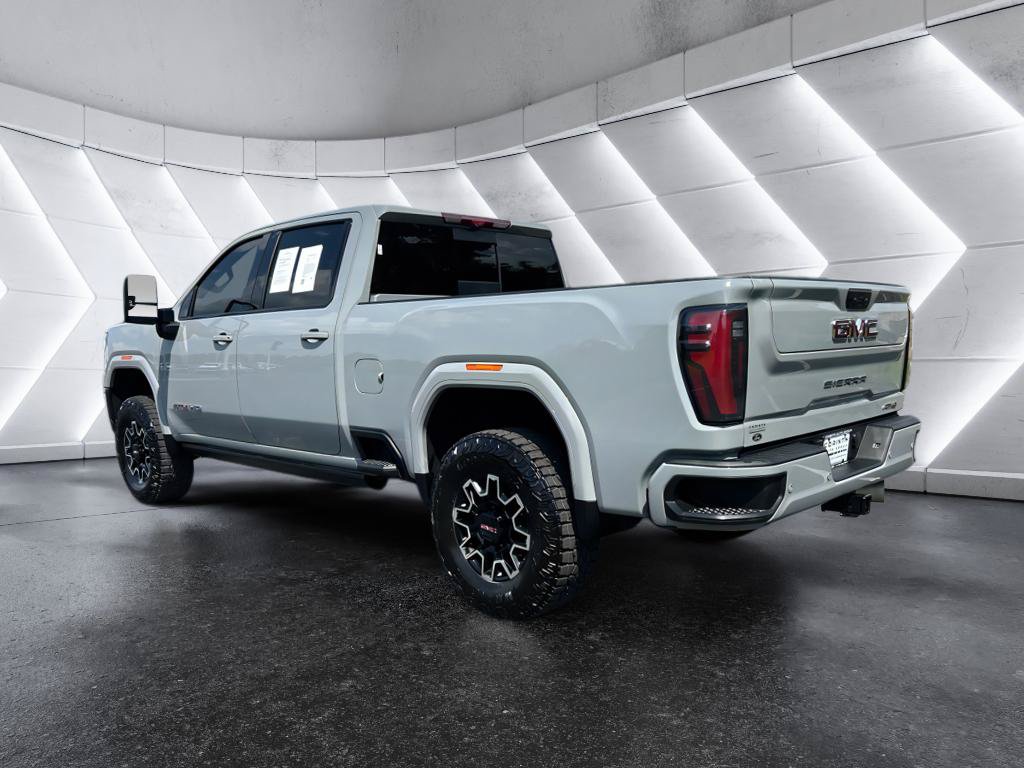 Used 2024 GMC Sierra 2500 AT4 w/ AT4 Premium Plus Package AWD/4WD image 5