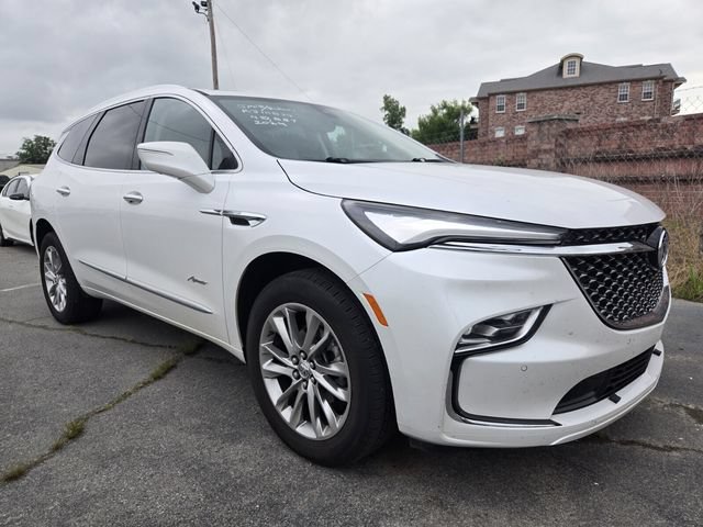 Used 2024 Buick Enclave Avenir w/ Avenir Technology Package FWD image 11
