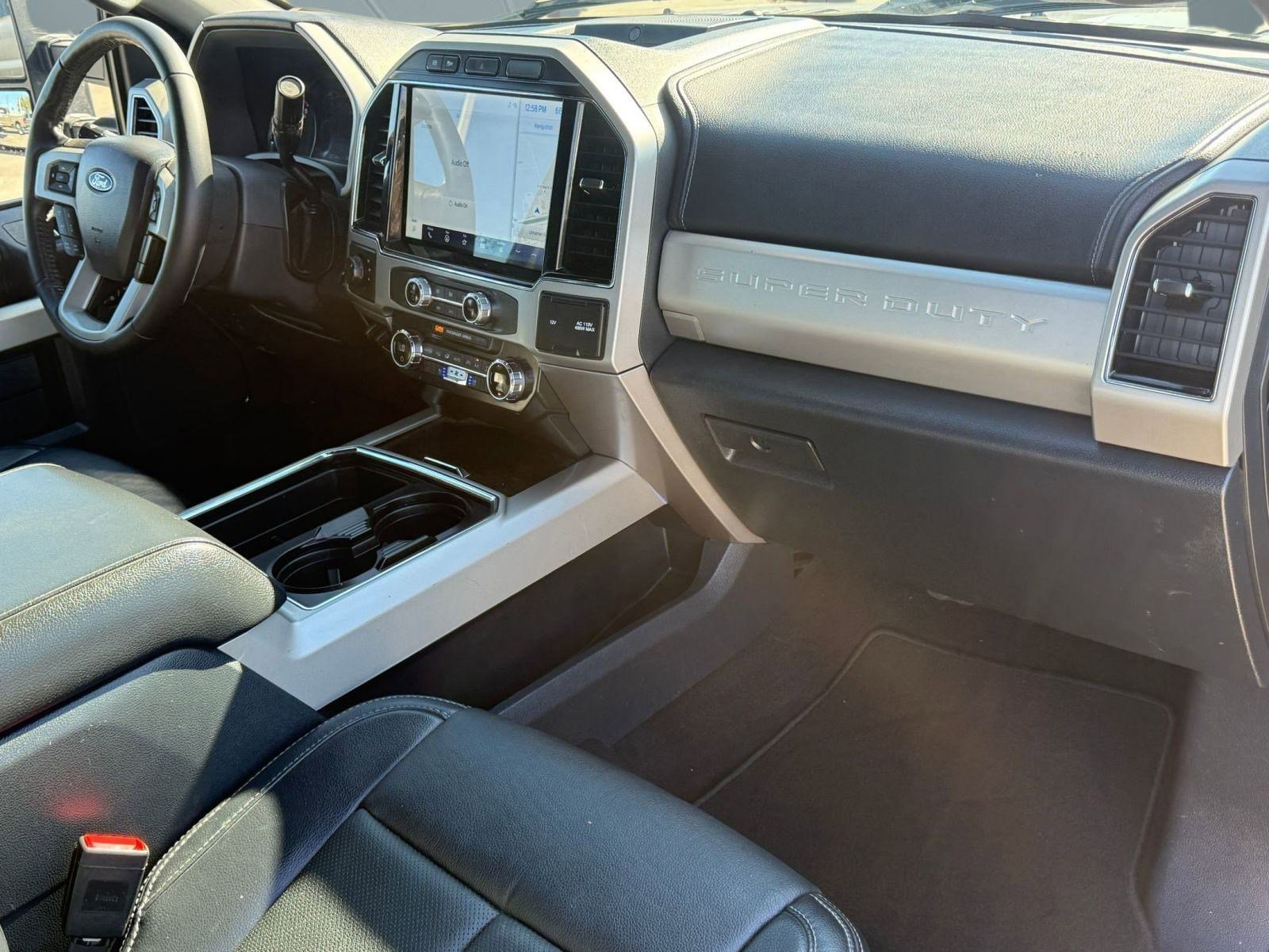 Certified 2022 Ford F350 Lariat w/ Lariat Ultimate Package image 28