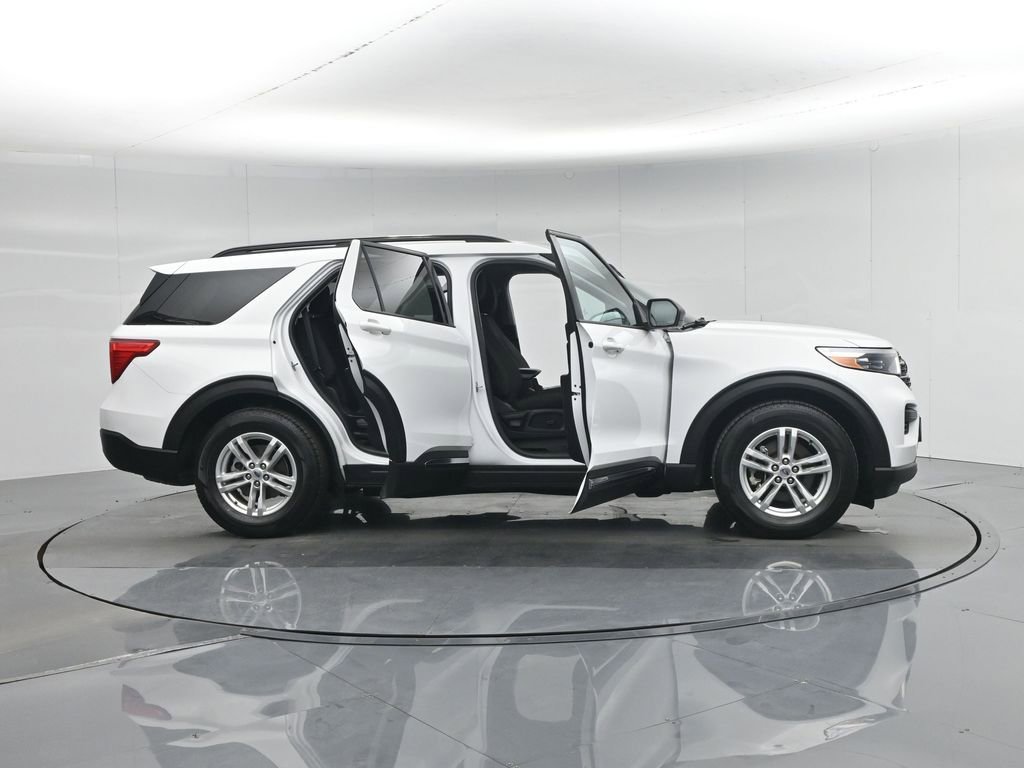 Certified 2021 Ford Explorer XLT image 38