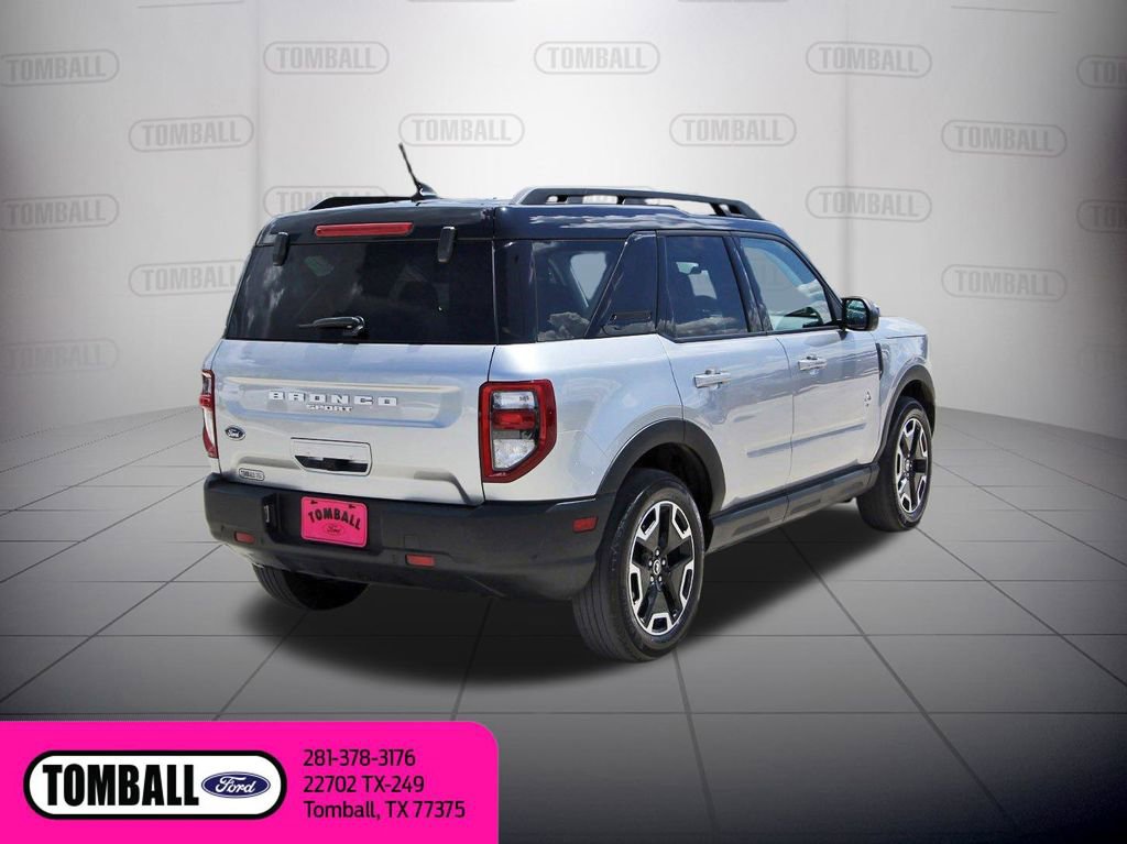 Certified 2023 Ford Bronco Sport Outer Banks w/ Tech Package AWD/4WD image 7