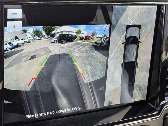 Certified 2022 Ford F350 Platinum w/ FX4 Off-Road Package image 13