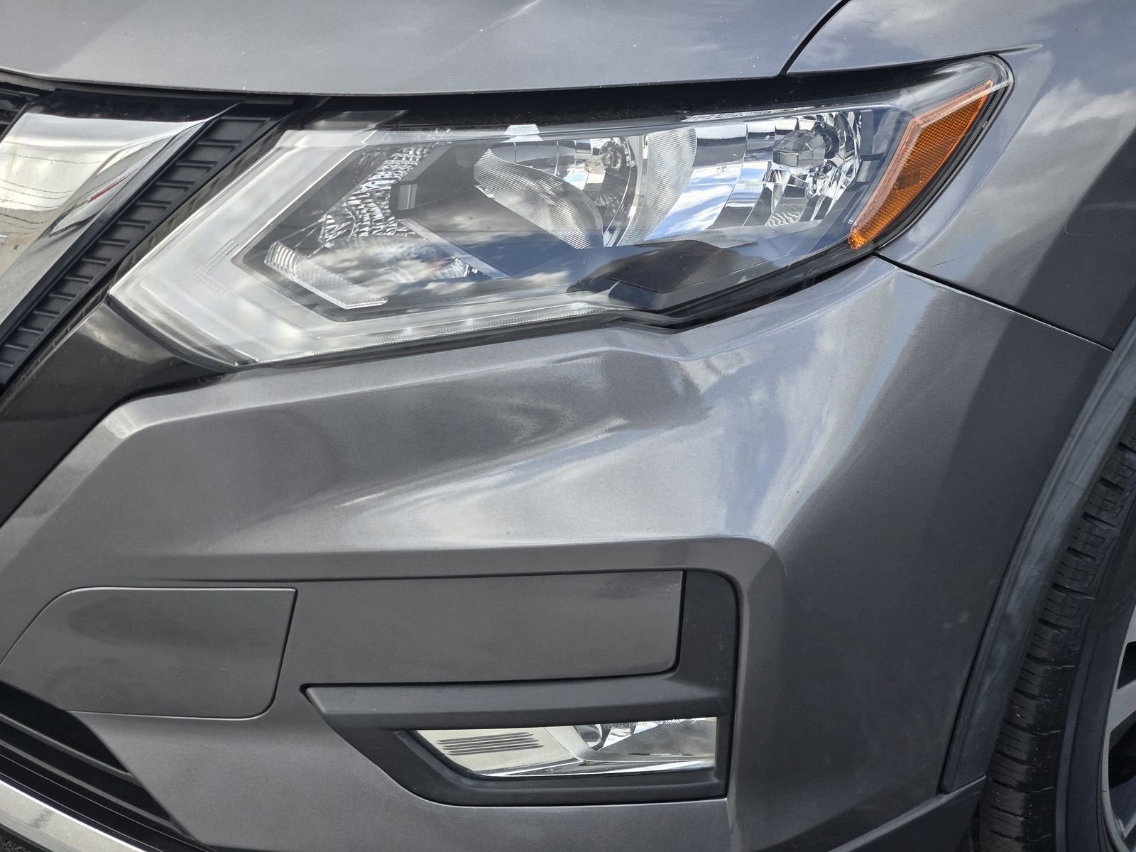 Used 2018 Nissan Rogue SL image 8