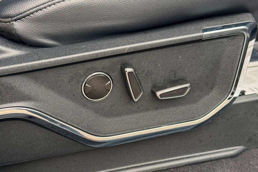 Certified 2023 Ford F150 Lariat w/ Equipment Group 502A High image 17