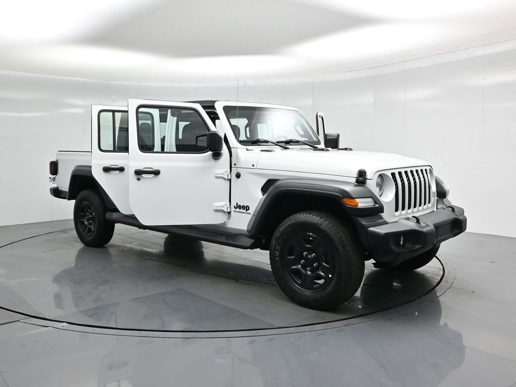 Used 2020 Jeep Gladiator Sport image 4