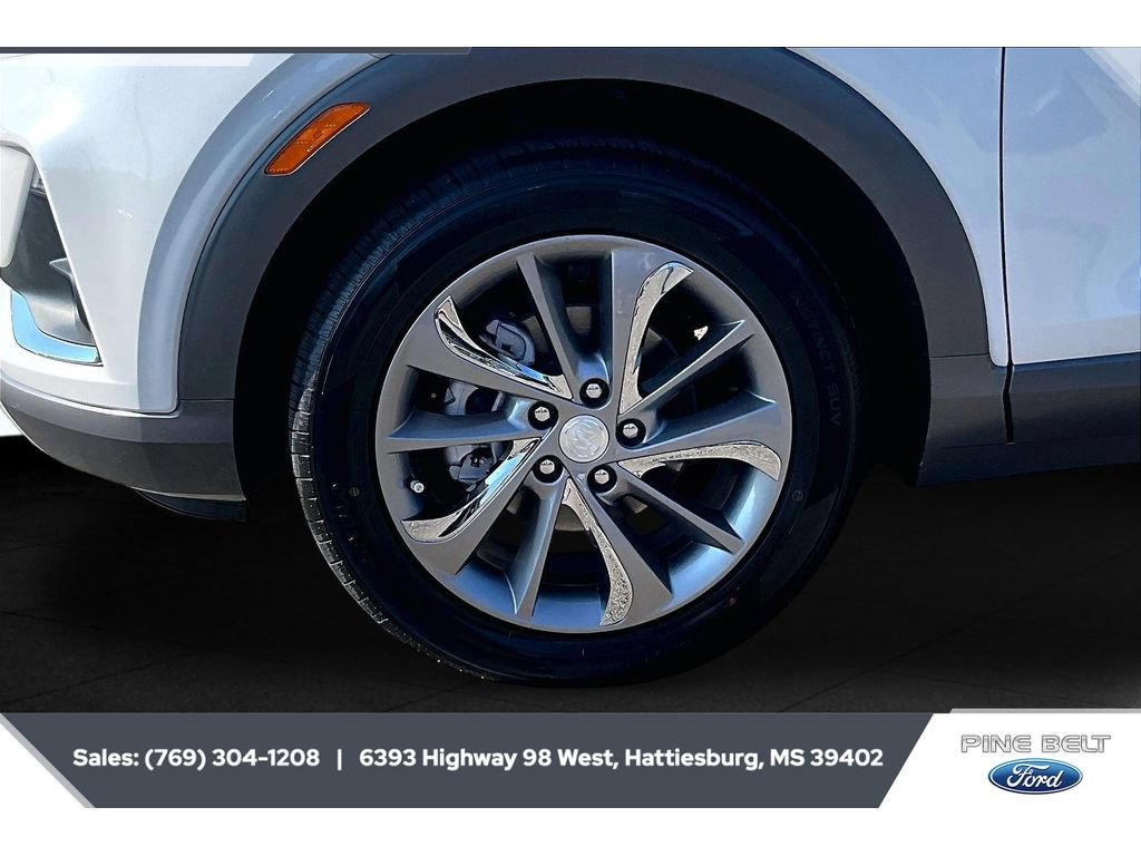 Used 2023 Buick Encore GX Essence w/ Experience Buick Package FWD image 7