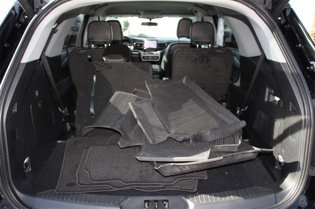 Certified 2023 Ford Explorer XLT w/ Equipment Group 202A image 23