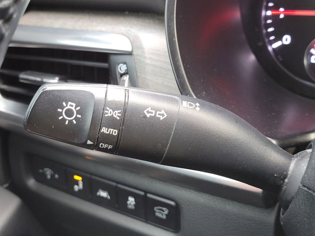 Used 2021 Kia Telluride EX image 32