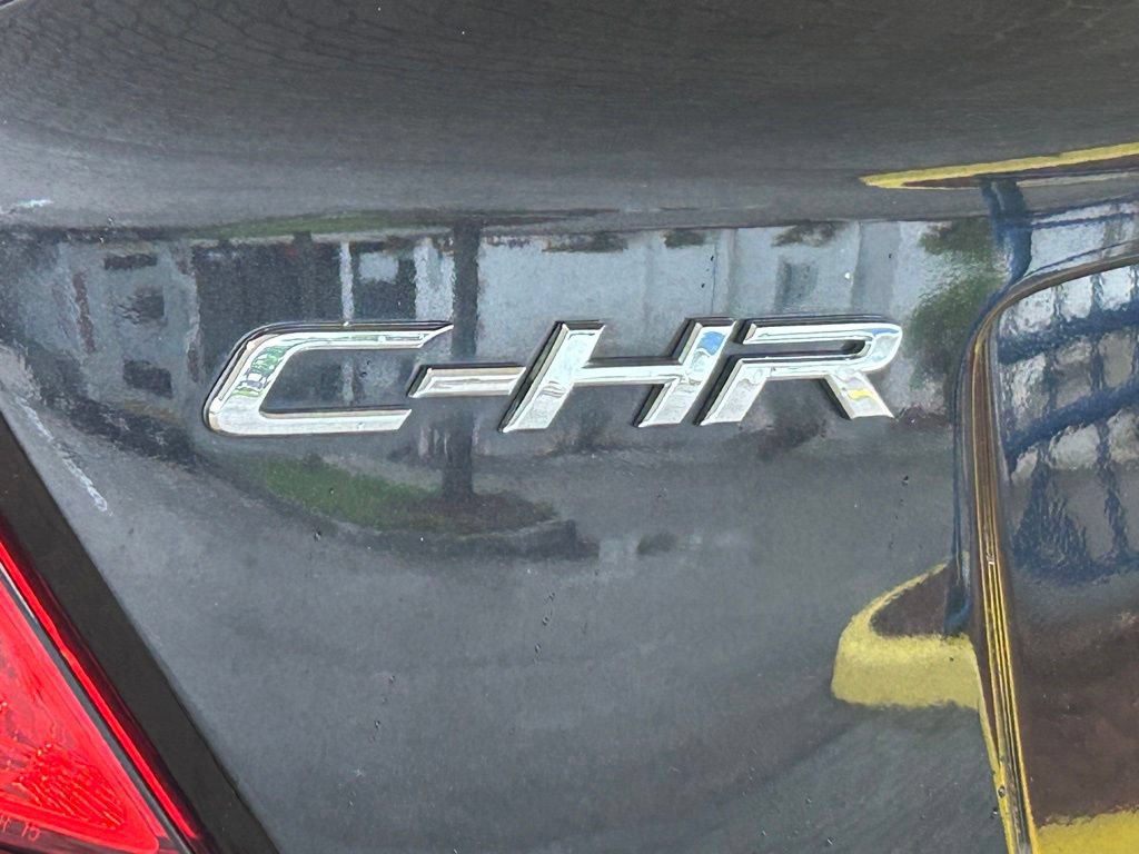 Used 2019 Toyota C-HR XLE FWD image 20