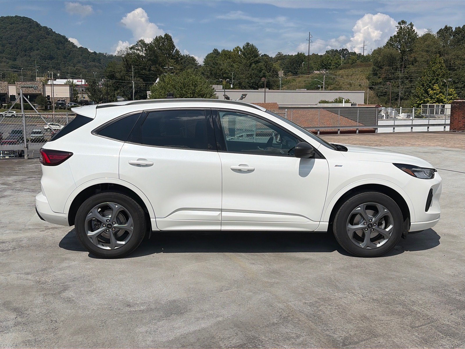 Certified 2024 Ford Escape ST-Line w/ Tech Pack #1 AWD/4WD image 2
