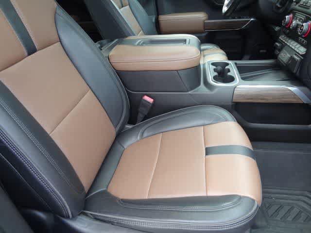 Used 2021 Chevrolet Silverado 1500 High Country w/ Technology Package AWD/4WD image 17