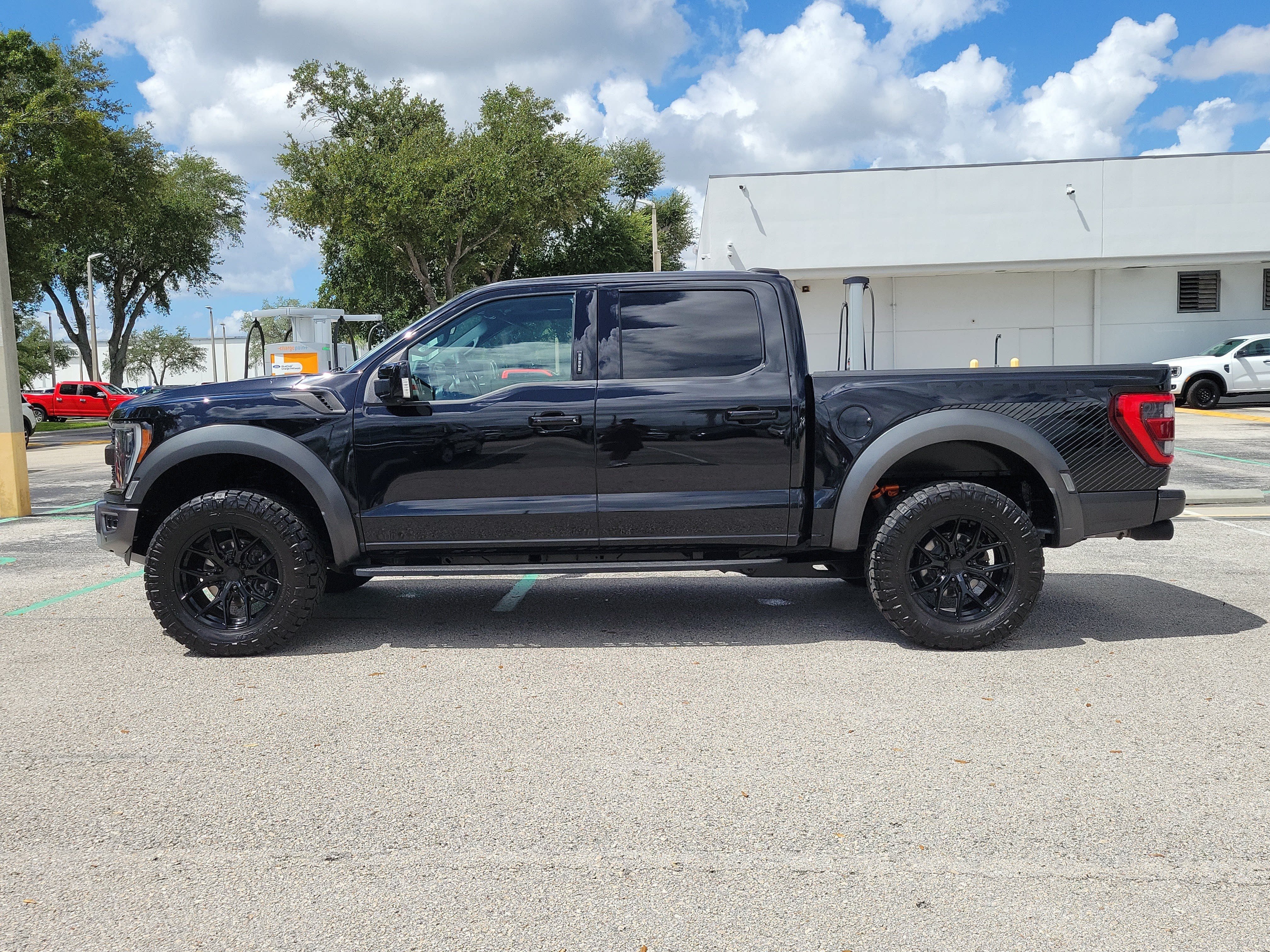 Certified 2023 Ford F150 Raptor AWD/4WD image 7