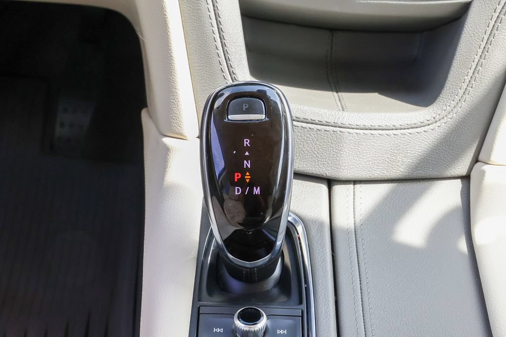 Used 2021 Cadillac XT5 Premium Luxury w/ LPO, Floor Liner Package AWD/4WD image 12