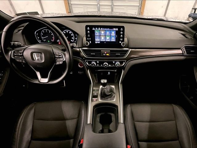 Used 2018 Honda Accord Sport image 14