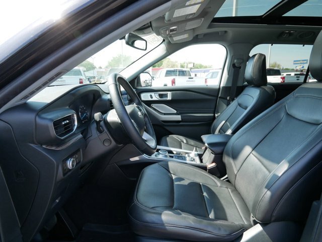 Certified 2023 Ford Explorer Limited w/ Limited Technology Package AWD/4WD image 7
