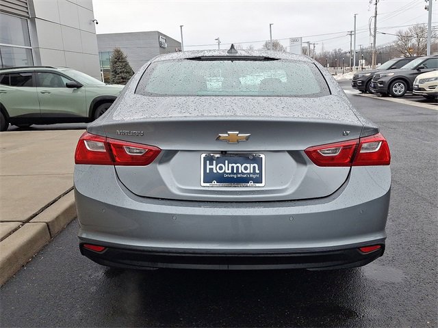 Used 2024 Chevrolet Malibu LT image 3