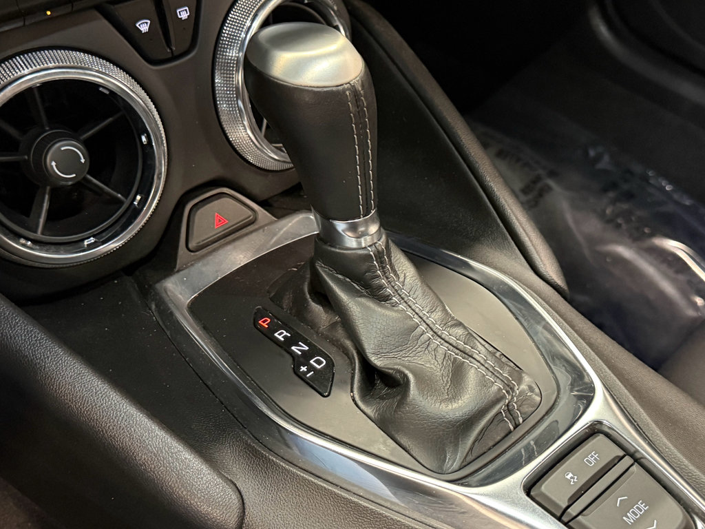Used 2020 Chevrolet Camaro LT w/ RS Package image 25