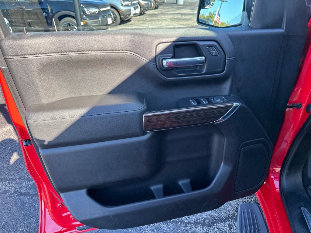 Used 2020 Chevrolet Silverado 1500 LT w/ All-Star Edition AWD/4WD image 13